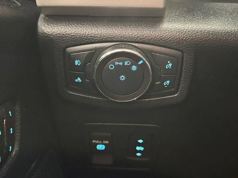 Used 2020 Ford F150 Lariat AWD/4WD image 24