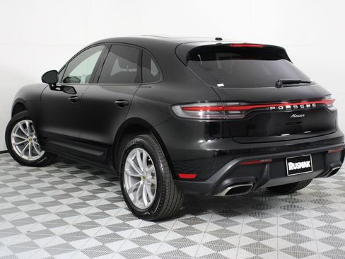Certified 2026 Porsche Macan AWD/4WD image 3