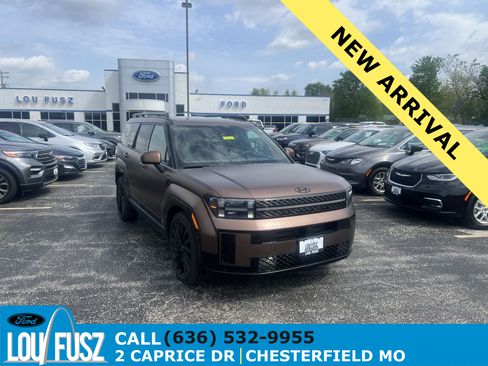 Used 2025 Hyundai Santa Fe Calligraphy image 1