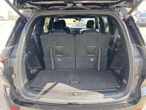 Used 2025 Jeep Grand Cherokee L Laredo w/ Luxury Tech Group I image 10