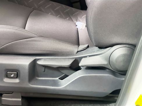 New 2025 Toyota Tacoma SR5 image 15