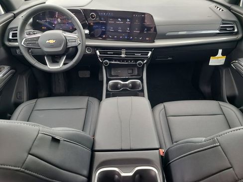 New 2026 Chevrolet Traverse LT image 14