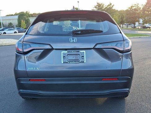 Certified 2023 Honda HR-V LX image 5
