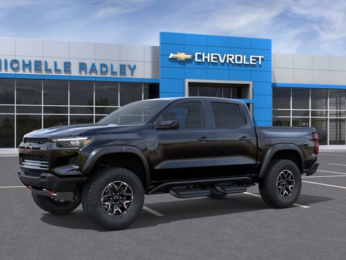 New 2026 Chevrolet Colorado ZR2 w/ Technology Package AWD/4WD image 2