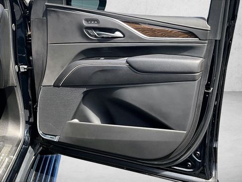 Used 2023 Cadillac Escalade Sport Platinum RWD image 19