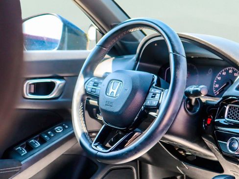 Used 2023 Honda Civic Sport image 11