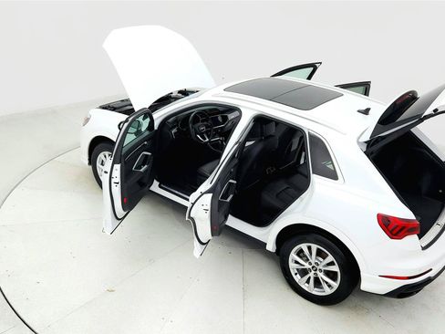 Used 2025 Audi Q3 2.0T Premium AWD/4WD image 22