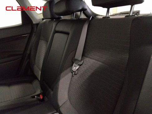 Used 2023 Kia Seltos S image 32