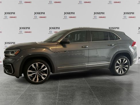 Used 2020 Volkswagen Atlas Cross Sport SEL R-Line image 4