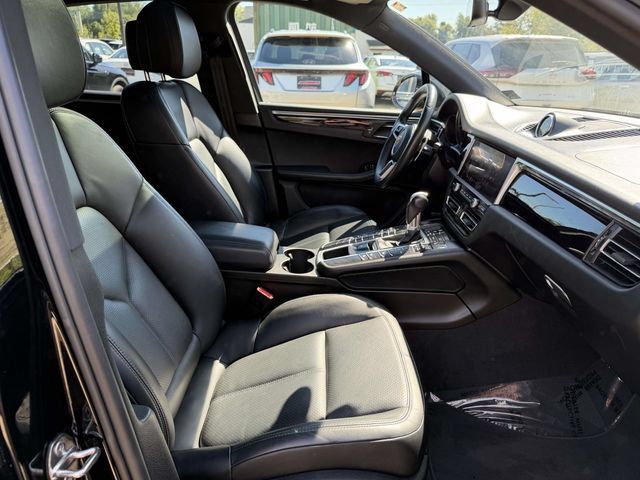 Used 2021 Porsche Macan AWD/4WD image 13