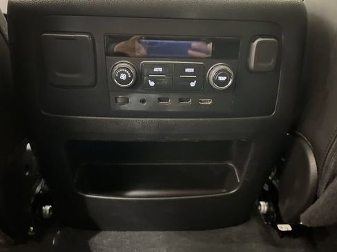 Used 2020 GMC Yukon XL Denali w/ Open Road Package RWD image 21