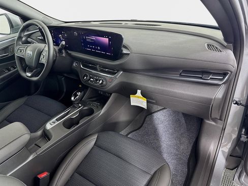 New 2025 Buick Envista Preferred w/ Convenience I Package image 27