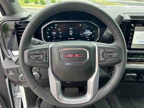 New 2026 GMC Sierra 1500 Elevation w/ X31 Off-Road Package AWD/4WD image 16