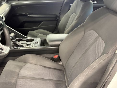 Used 2023 Kia K5 LXS FWD image 21