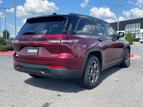 Used 2022 Jeep Grand Cherokee Trailhawk image 8