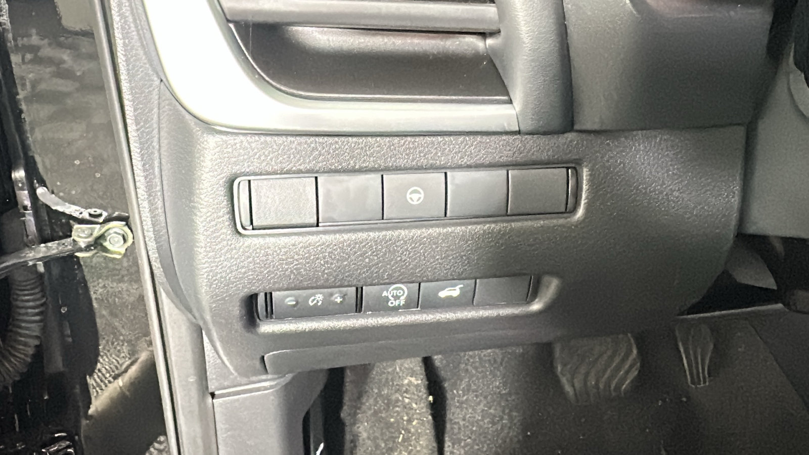 Certified 2026 Nissan Rogue SV w/ Cold Weather Package AWD/4WD image 25