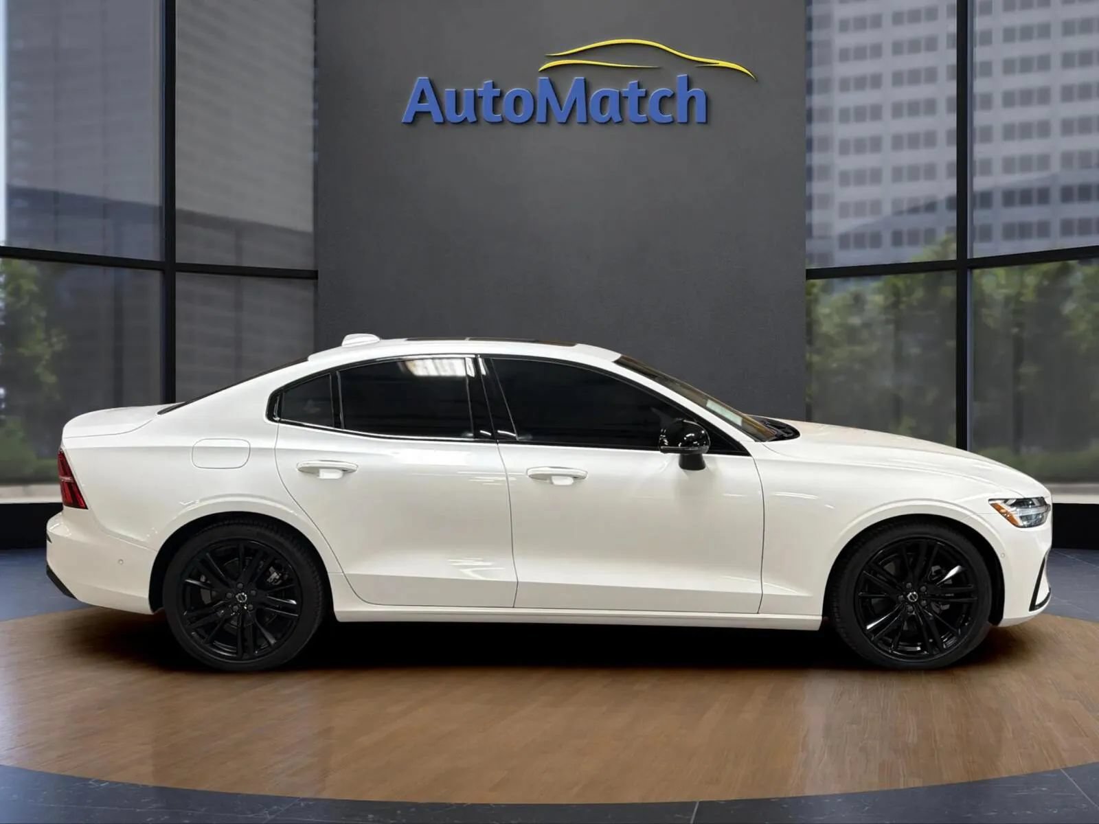 Used 2024 Volvo S60 B5 Plus w/ Climate Package AWD/4WD image 13