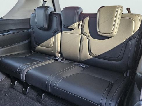 New 2026 Nissan Armada SV image 17