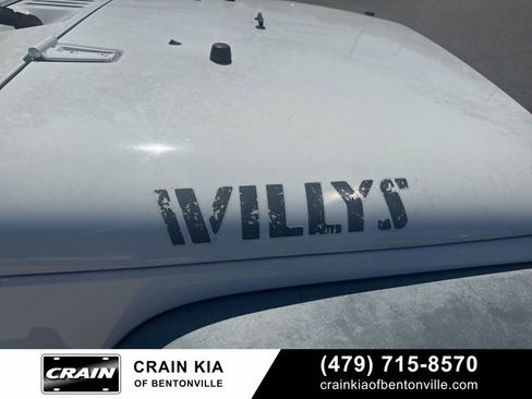 Used 2016 Jeep Wrangler Unlimited Sport image 41