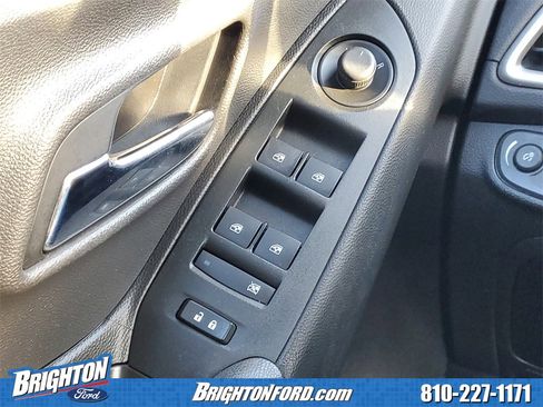 Used 2019 Chevrolet Trax LT image 16