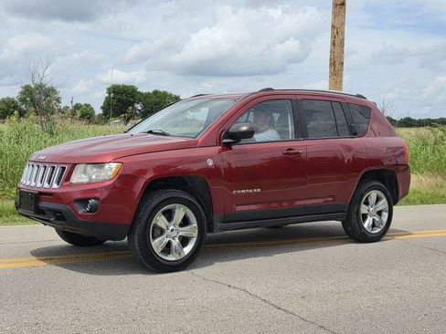 Used 2012 Jeep Compass Sport AWD/4WD image 2