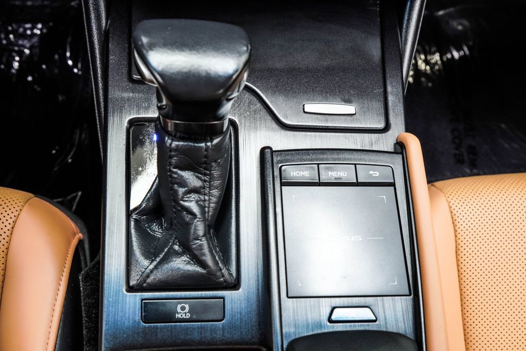 Used 2022 Lexus ES 350 w/ Accessory Package FWD image 25