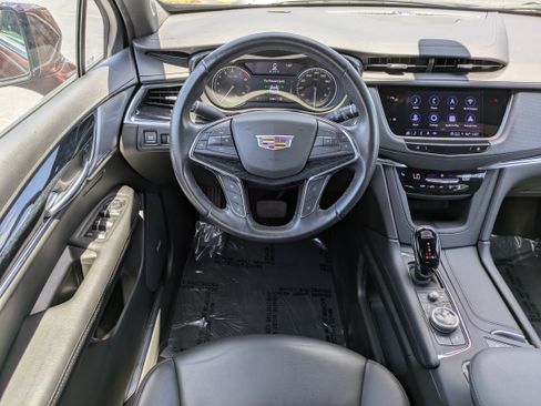 Certified 2023 Cadillac XT5 Premium Luxury AWD/4WD image 14
