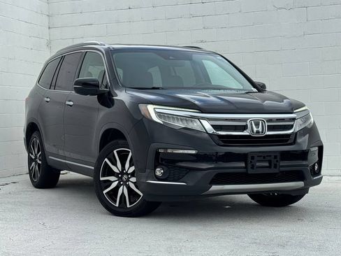 Used 2022 Honda Pilot Touring image 2