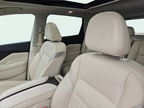 Used 2019 Nissan Murano Platinum w/ Cargo Package image 19