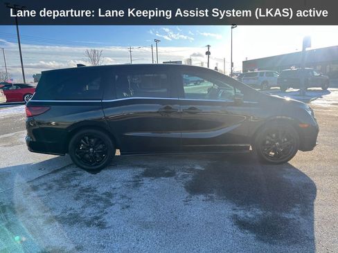 Used 2024 Honda Odyssey Sport image 8