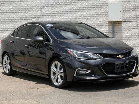 Used 2016 Chevrolet Cruze Premier FWD image 6