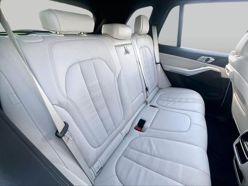 Used 2020 BMW X5 sDrive40i w/ Convenience Package RWD image 18