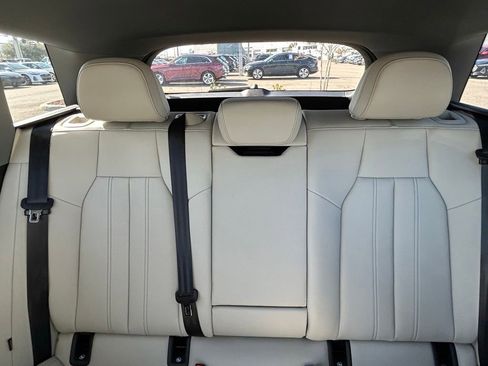 Used 2025 Audi Q6 e-tron Premium w/ Convenience Package RWD image 15
