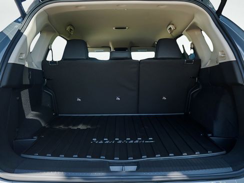 New 2026 Nissan Rogue SV image 8