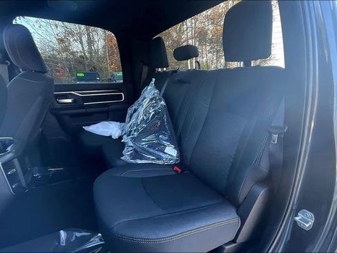 New 2026 RAM 2500 Big Horn AWD/4WD image 10