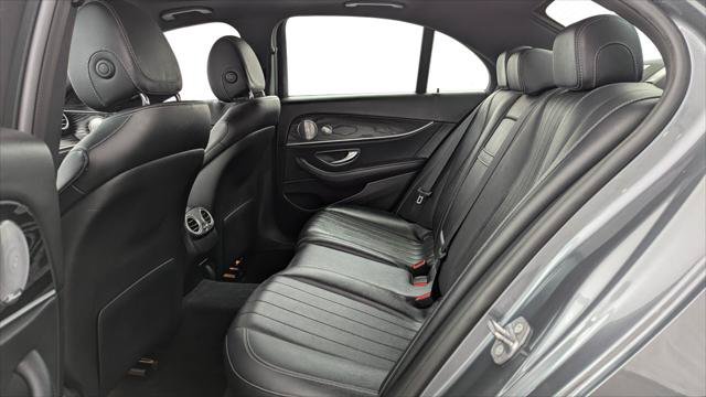 Used 2018 Mercedes-Benz E 400 4MATIC Sedan image 17