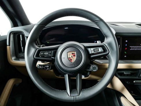 New 2026 Porsche Cayenne image 10