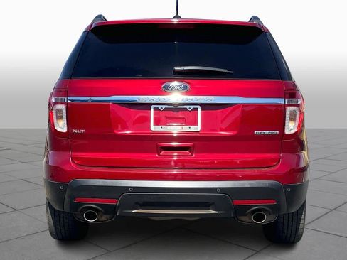 Used 2015 Ford Explorer XLT w/ Equipment Group 202B image 5