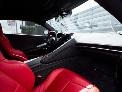 Used 2020 Chevrolet Corvette Stingray Coupe w/ 1LT image 39