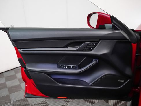 Used 2024 Porsche Taycan 4S w/ Premium Package image 24