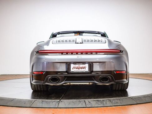 Used 2025 Porsche 911 Carrera image 8