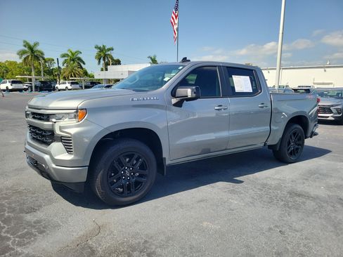 Used 2025 Chevrolet Silverado 1500 RST w/ Convenience Package II AWD/4WD image 2