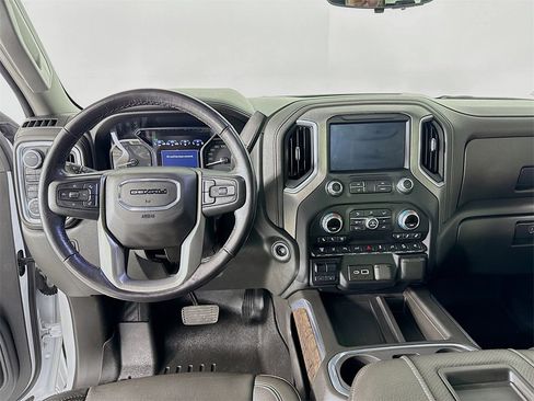 Used 2022 GMC Sierra 2500 Denali w/ Denali Ultimate Package image 20