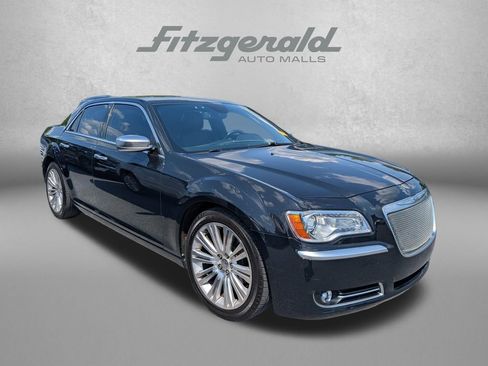 Used 2014 Chrysler 300 C w/ Harman/Kardon Audio Group RWD image 1
