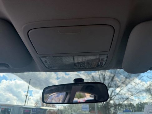 Used 2010 Honda CR-V LX image 13