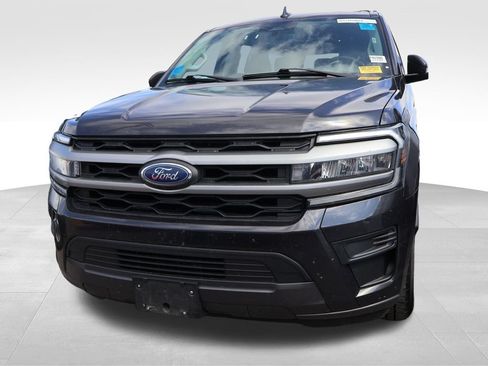 Used 2024 Ford Expedition Max XLT AWD/4WD image 8