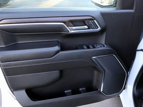 Used 2024 GMC Sierra 1500 SLT image 29