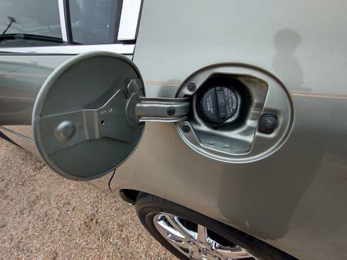 Used 2007 Buick Lucerne CXL image 12