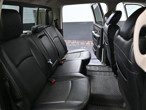 Used 2017 RAM 1500 Laramie w/ Convenience Group image 38