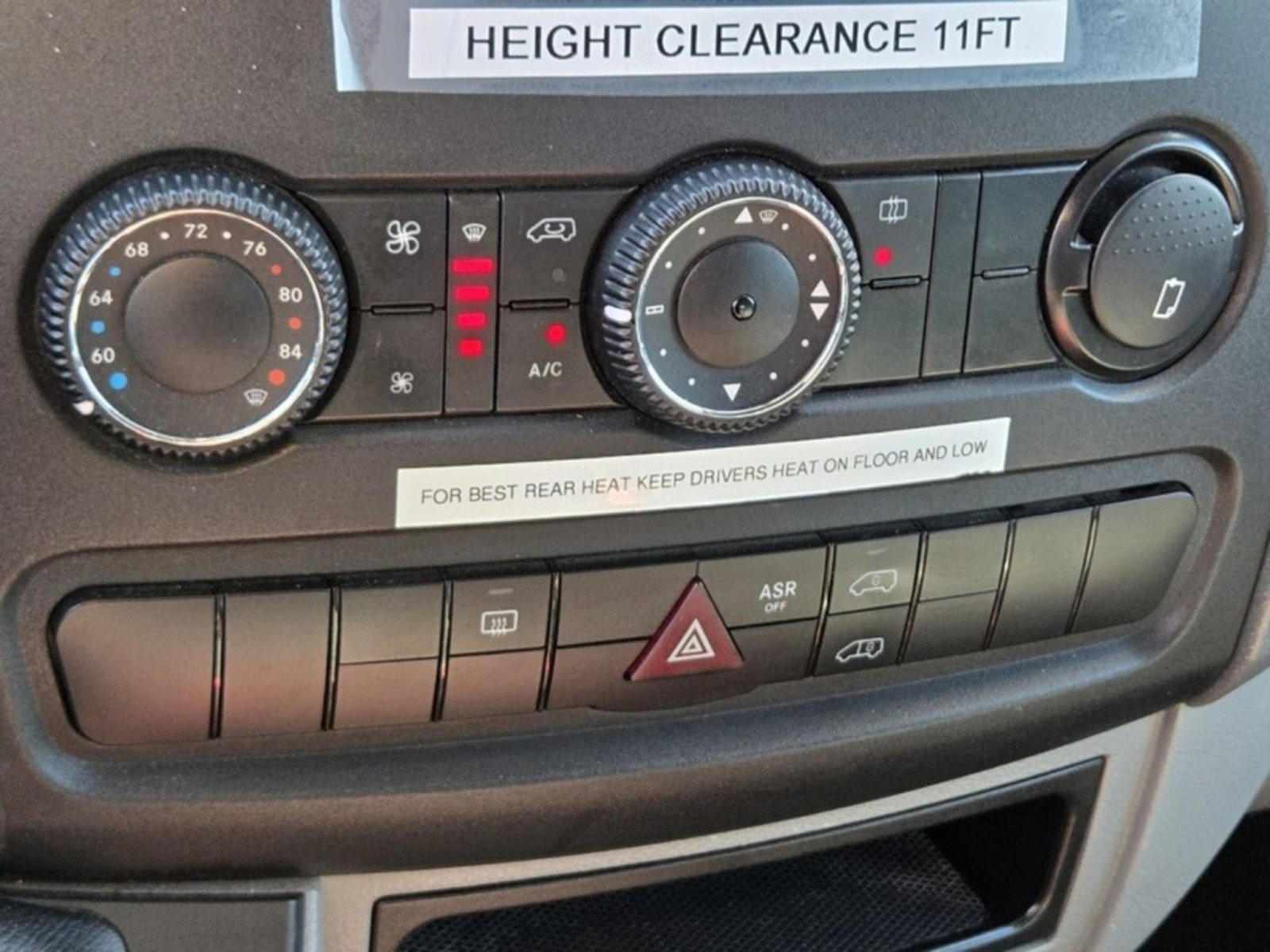 Used 2016 Mercedes-Benz Sprinter 3500 image 30